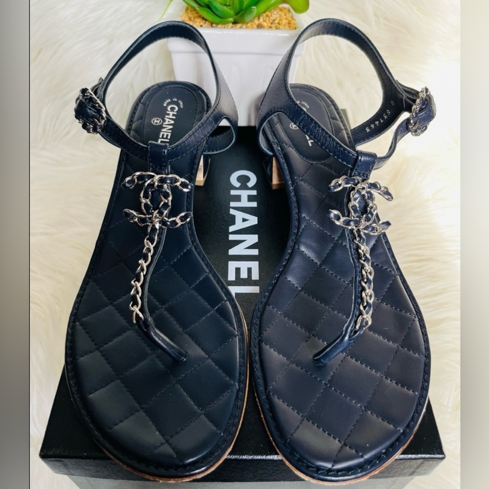 CHANEL Black and Silver Chain Sandals